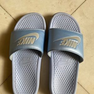 Nike slides